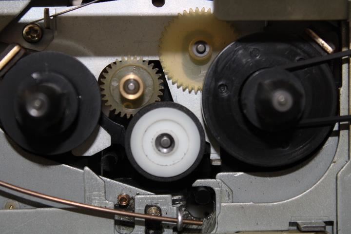 Gummierte Umlenkrolle für Pioneer CT-X50 Kassettendeck